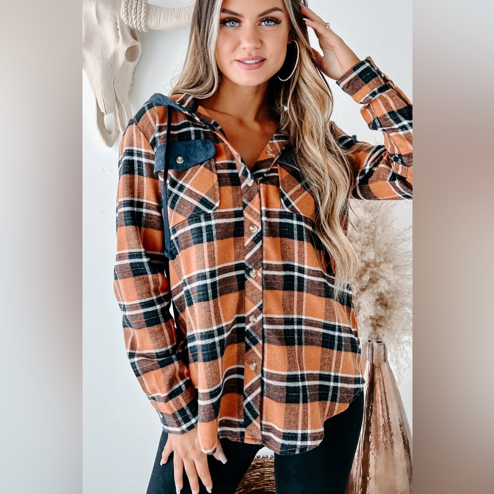 NWT Hem & Thread Starting Again Plaid Hooded Long Sleeve Flannel Top Navy/Camel - Picture 1 of 13